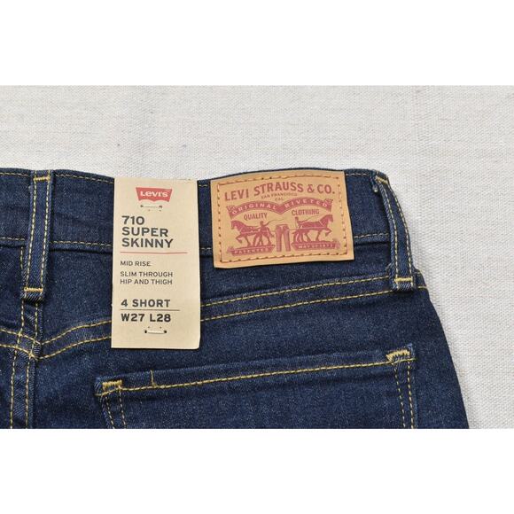 NEW Women's Levi's 710 Super Skinny Jeans Mid Rise Size 4 Short Blue Cotton - Picture 7 of 8